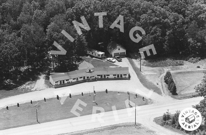 Four Leaf Clover Motel